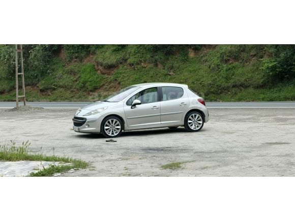 Sahibinden Peugeot 207 1.6 VTi Premium 2008 Model