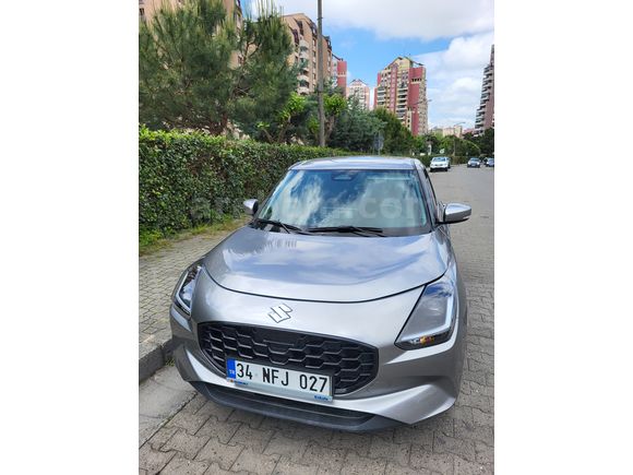Sahibinden Suzuki Swift 1.2 Hibrit Pulse 2024 Model Çok temiz