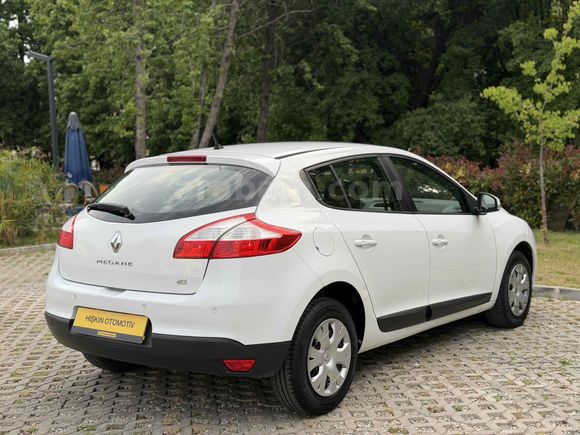 Galeriden Renault Megane 1.5 dCi Joy 2013 Model Muğla