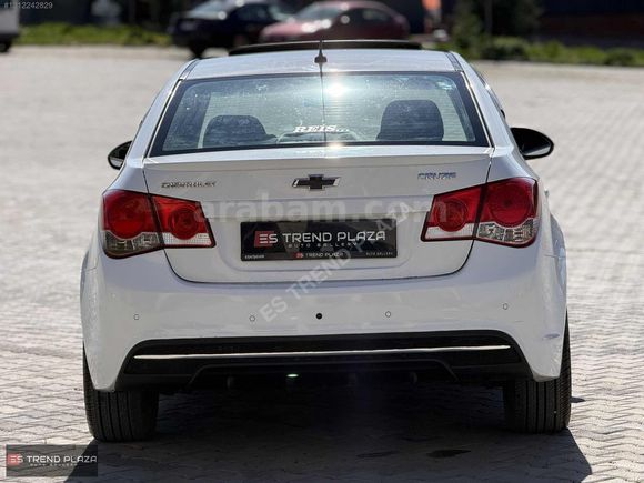ES TREND PLAZA 2012 Chevrolet Cruze 1.6 Sport Plus Otomatik