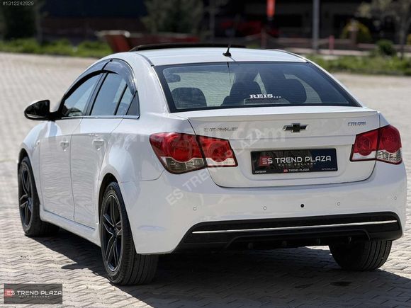 ES TREND PLAZA 2012 Chevrolet Cruze 1.6 Sport Plus Otomatik