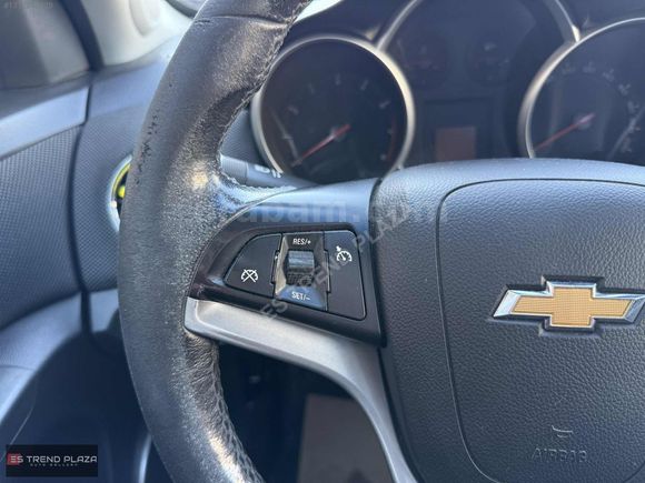ES TREND PLAZA 2012 Chevrolet Cruze 1.6 Sport Plus Otomatik
