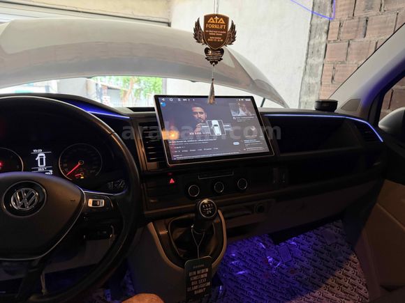 Sahibinden Volkswagen Transporter 2.0 BITDI Camlı Van 2017 Model 