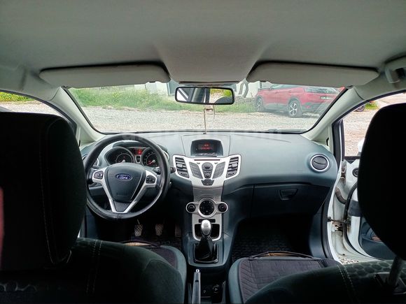 Sahibinden LPG'li Ford Fiesta 1.4 Titanium X 2011 Model 