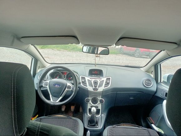 Sahibinden LPG'li Ford Fiesta 1.4 Titanium X 2011 Model 