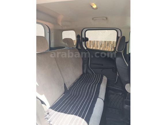 Sahibinden Ford Tourneo Courier 1.5 TDCi Titanium Plus 2023 Model