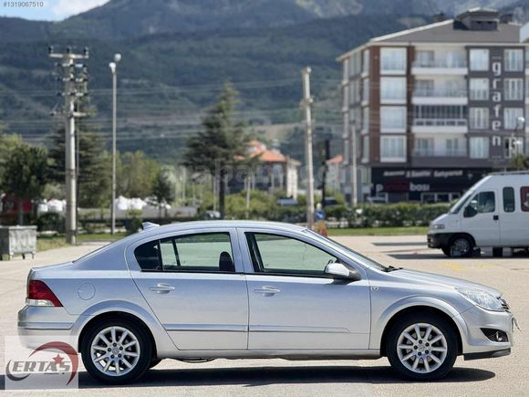 ERTAŞ OTOMOTİVDEN MÜKEMMEL TEMİZLİKTE ASTRA 1.6'ENJOY PLUS