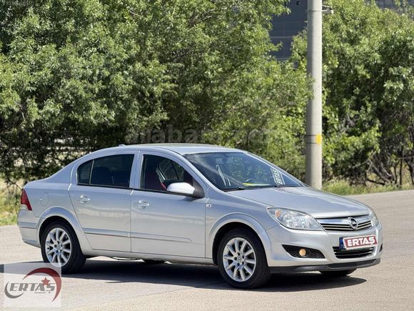ERTAŞ OTOMOTİVDEN MÜKEMMEL TEMİZLİKTE ASTRA 1.6'ENJOY PLUS