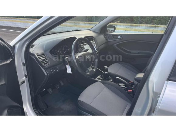 2017 MODEL İ20 1.2 STYLE CAM TAVAN