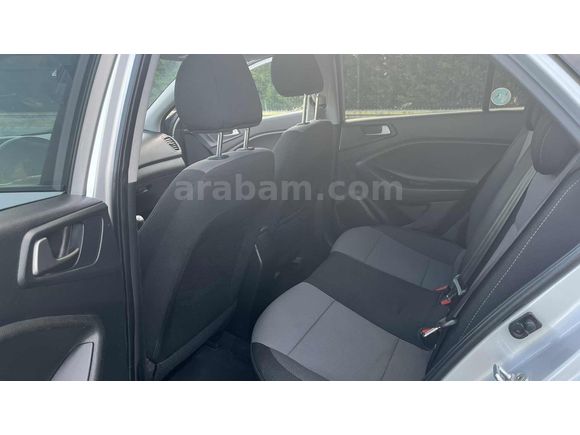 2017 MODEL İ20 1.2 STYLE CAM TAVAN