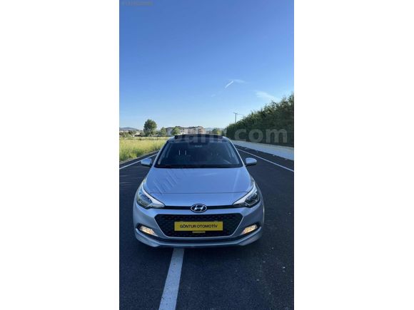 2017 MODEL İ20 1.2 STYLE CAM TAVAN