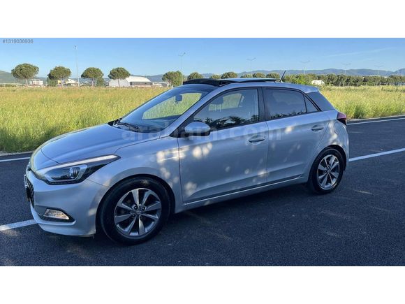 2017 MODEL İ20 1.2 STYLE CAM TAVAN