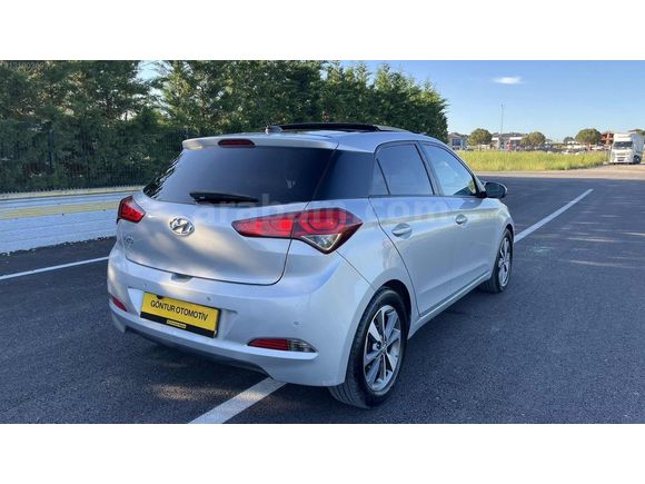 2017 MODEL İ20 1.2 STYLE CAM TAVAN