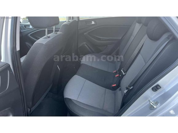2017 MODEL İ20 1.2 STYLE CAM TAVAN