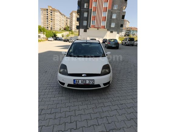 Sahibinden Ford Fiesta 1.4 TDCi Comfort 2004 Model