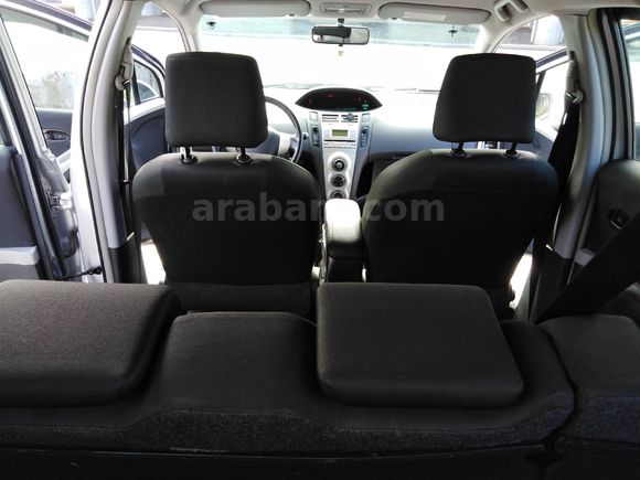 Sahibinden Toyota Yaris 1.3 Terra 2008 Model  126.000 km Gri (metalik)