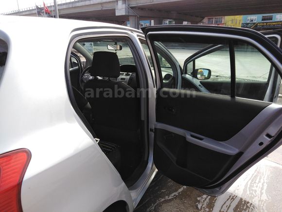 Sahibinden Toyota Yaris 1.3 Terra 2008 Model  126.000 km Gri (metalik)