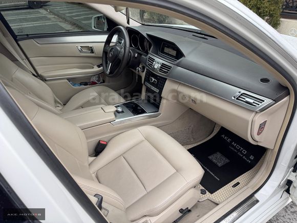 AKE MOTORS'dan Mercedes-Benz E Serisi E180 Elite CAM TAVAN !!!