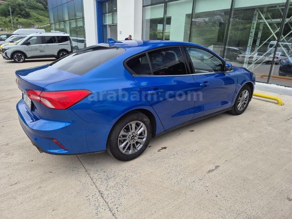 Sahibinden Ford Focus 1.5 EcoBlue Titanium Stil 2025 Model  30.000 km Mavi