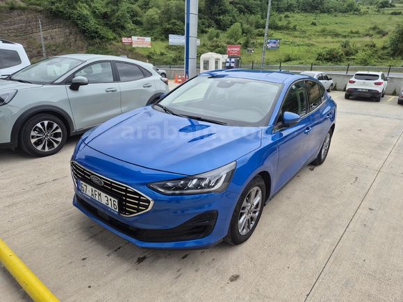 Sahibinden Ford Focus 1.5 EcoBlue Titanium Stil 2025 Model  30.000 km Mavi