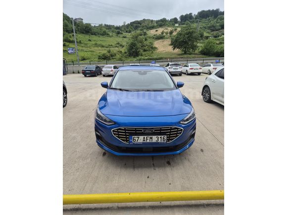 Sahibinden Ford Focus 1.5 EcoBlue Titanium Stil 2025 Model  30.000 km Mavi