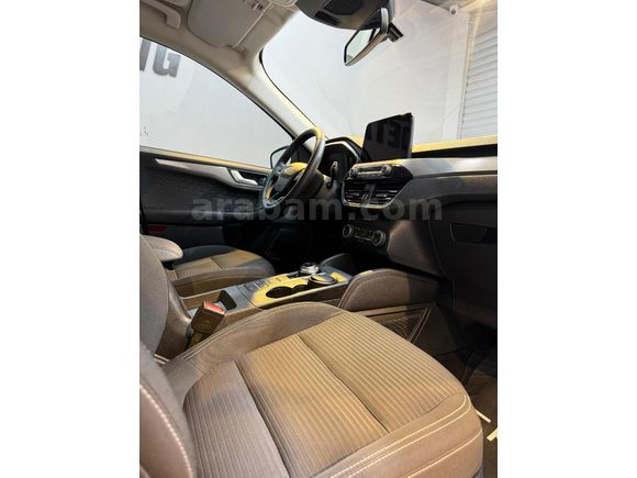 Sahibinden Ford Kuga 1.5 EcoBlue Titanium 2020 Model