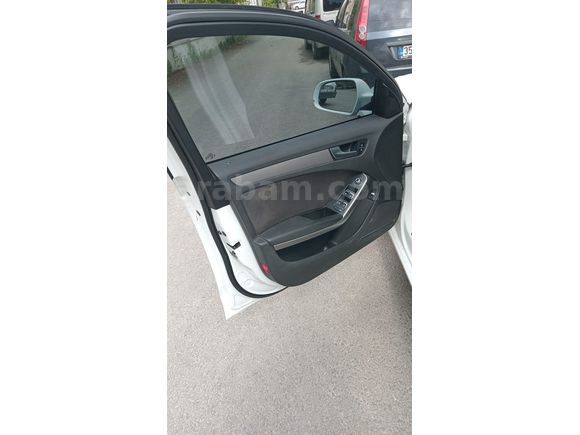 Audi A4 Sedan 2.0 TDI 2013 Model 