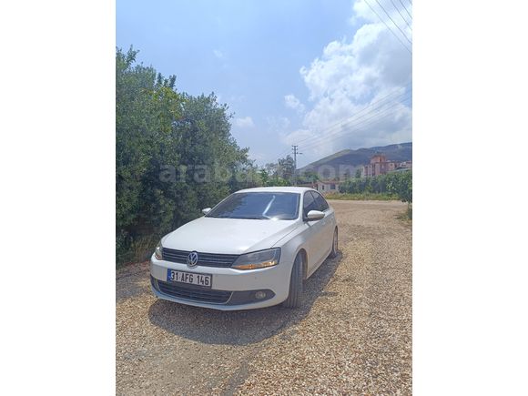 Sahibinden Volkswagen Jetta 1.6 TDi Comfortline 2014 Model  240.000 km Beyaz