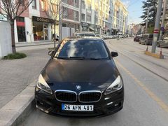 BMW 218i Active Tourer Cam Tavan Değişensiz Bakımlı