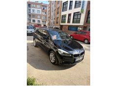 BMW 218i Active Tourer Cam Tavan Değişensiz Bakımlı