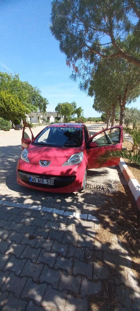 Sahibinden Peugeot 107 1.0 Trendy 2007 Model İzmir 153.000 km Kırmızı 1