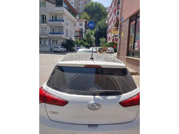 Sahibinden Hyundai i20 1.4 MPI Style 2017 Model 
