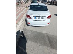 Sahibinden Hyundai Accent Blue 1.4 D-CVVT Mode Plus 2017 Model Tokat 82.000 km Beyaz