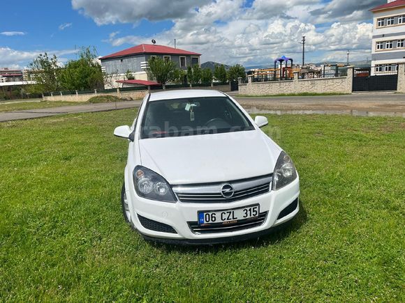 Sahibinden Opel Astra 1.6 Essentia 2012 Model