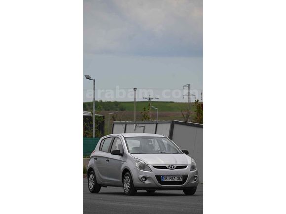 Sahibinden Hyundai i20 1.4 CRDi Team 2011 Model 