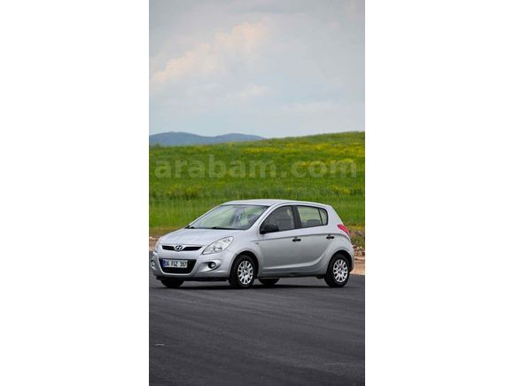 Sahibinden Hyundai i20 1.4 CRDi Team 2011 Model 