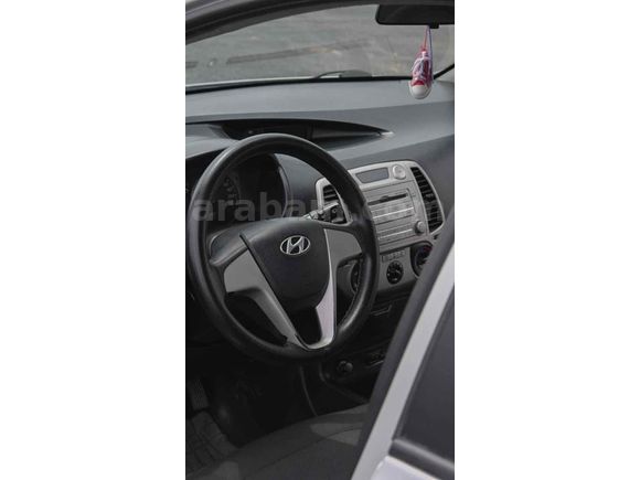 Sahibinden Hyundai i20 1.4 CRDi Team 2011 Model 