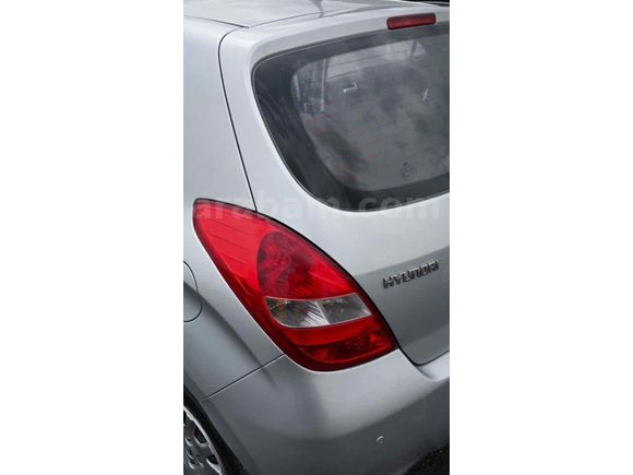 Sahibinden Hyundai i20 1.4 CRDi Team 2011 Model 