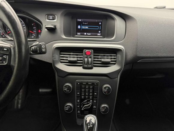 VOLVO V40 1.6 D2 OTOMATİK PREMİUM