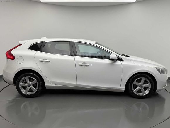 VOLVO V40 1.6 D2 OTOMATİK PREMİUM