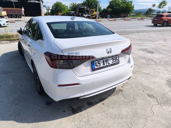 Sahibinden Honda Civic 1.5 i-VTEC Eco Executive Plus 2025 Model Manisa