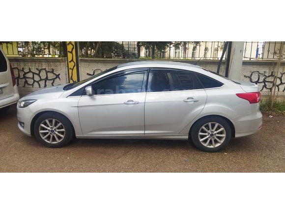Sahibinden Ford Focus 1.6 Ti-VCT Titanium 2015 Model