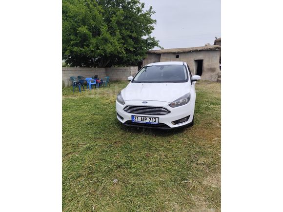 Sahibinden Ford Focus 1.5 TDCi Titanium 2016 Model  196.000 km Beyaz