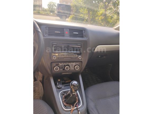 Sahibinden Volkswagen Jetta 1.6 TDi Trendline 2013 Model