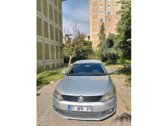 Sahibinden Volkswagen Jetta 1.6 TDi Trendline 2013 Model