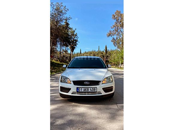 Sahibinden Ford Focus 1.6 TDCi Ghia 2006 Model  301.000 km Beyaz