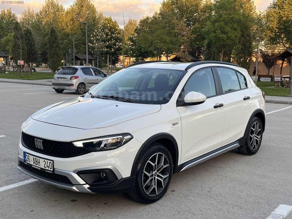 HATASIZ BOYASIZ TRAMERSİZ ÇİZİKSİZ 2024 CROSS URBAN 39.000 KM