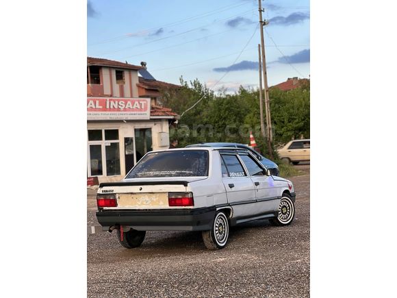 Sahibinden Renault R 9 1.4 Spring 1993 Model 