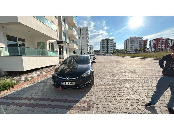 Sahibinden Opel Astra 1.6 Edition 2013 Model  134 km Siyah