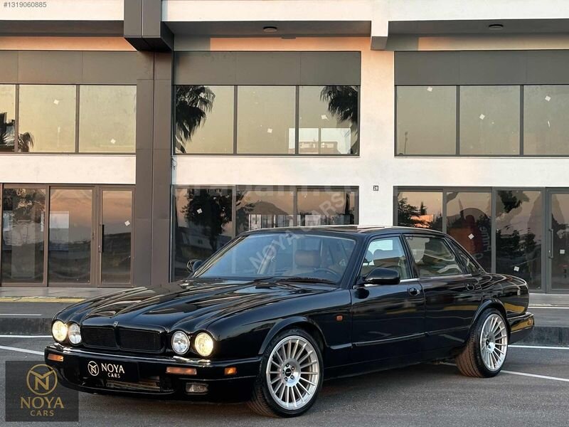 Galeriden Jaguar XJR 4.0 1996 Model Adana 265.000 km Siyah